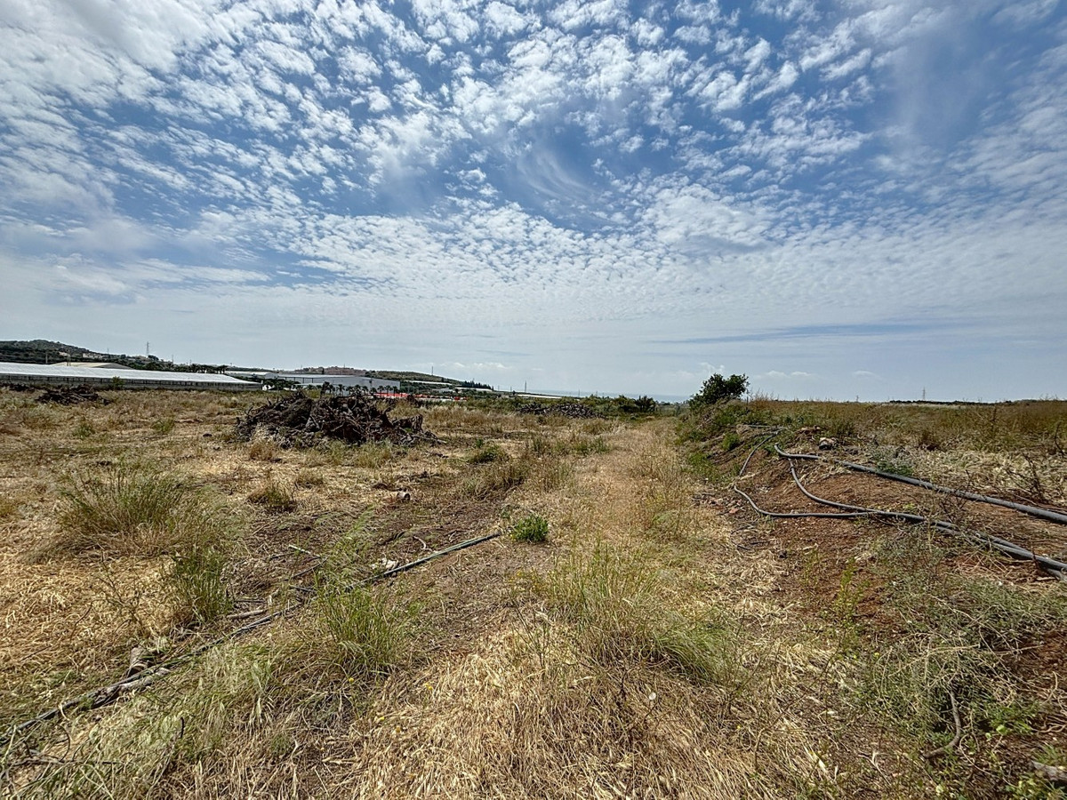 Grond te koop in Almayate | 1 slaapkamers H5044792