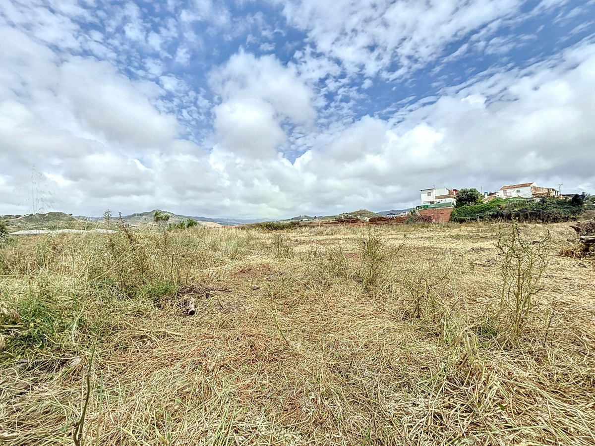 Grond te koop in Almayate | 1 slaapkamers H5044792