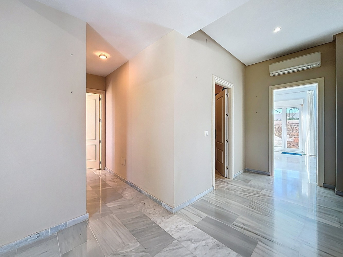 Huis te koop in Almayate | 3 slaapkamers H5297728