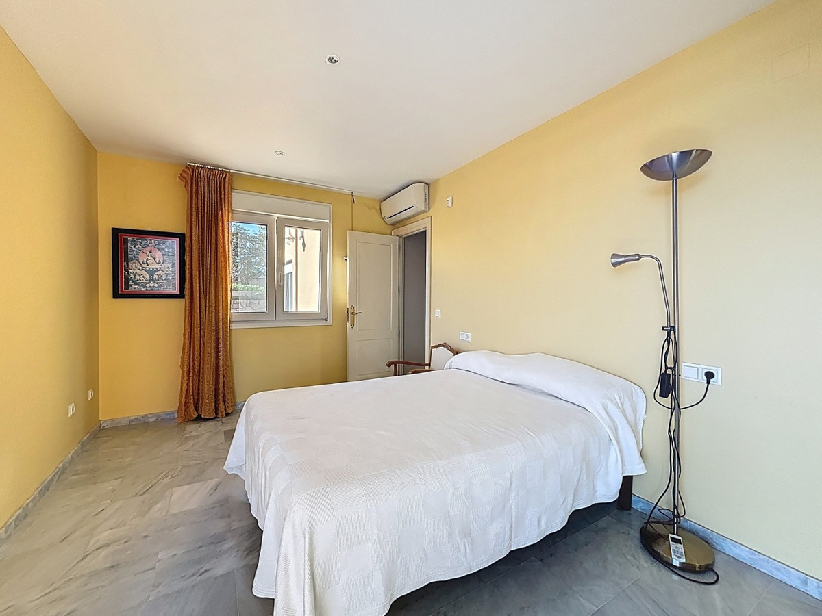 Huis te koop in Almayate | 3 slaapkamers H5297728