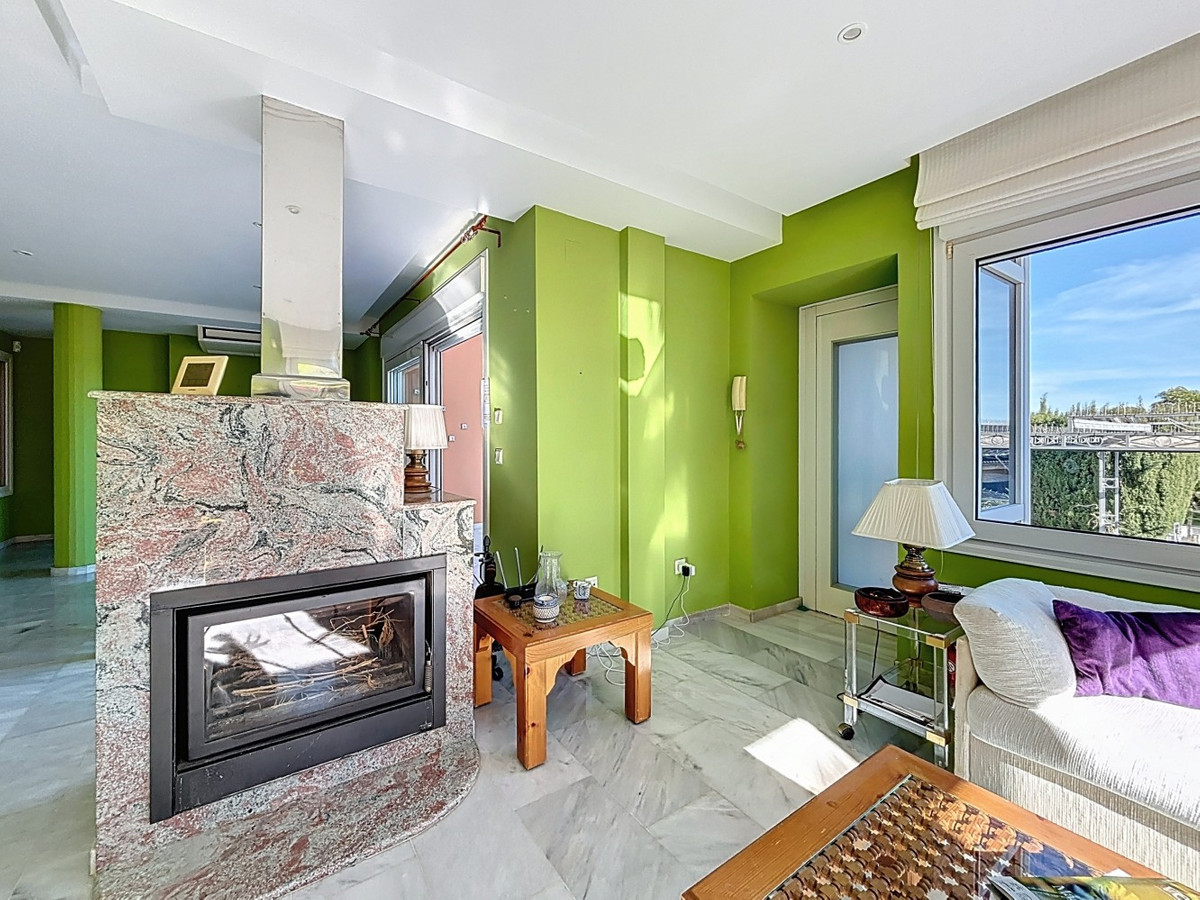 Huis te koop in Almayate | 3 slaapkamers H5297728