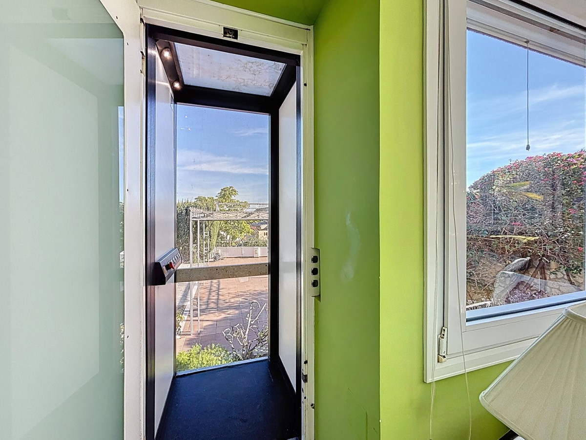 Huis te koop in Almayate | 3 slaapkamers H5297728