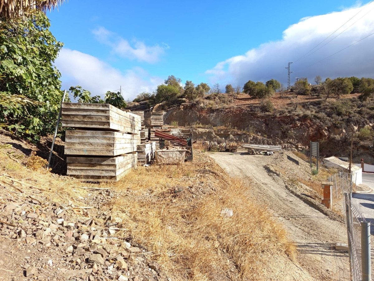 Residential Plot te koop in Almogía | 4 slaapkamers H5037361