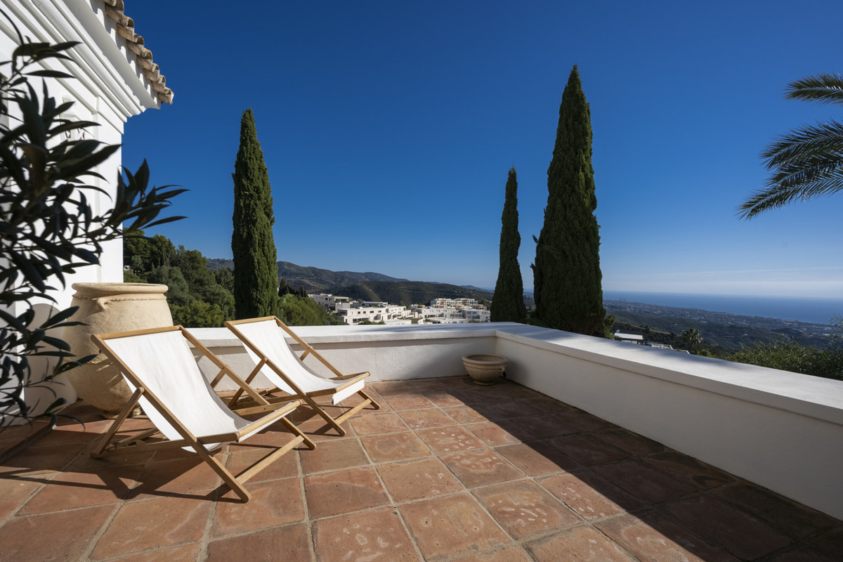 Huis te koop in Altos de los Monteros | 6 slaapkamers H5135635