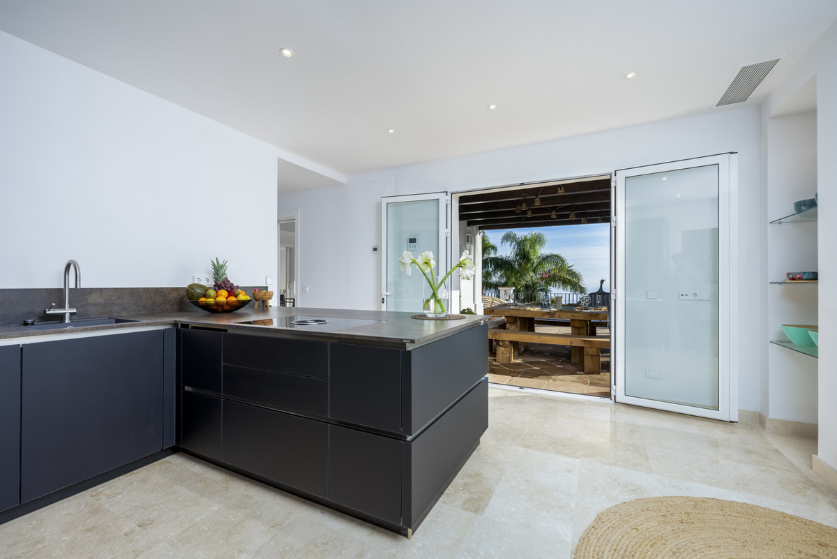 Huis te koop in Altos de los Monteros | 6 slaapkamers H5135635