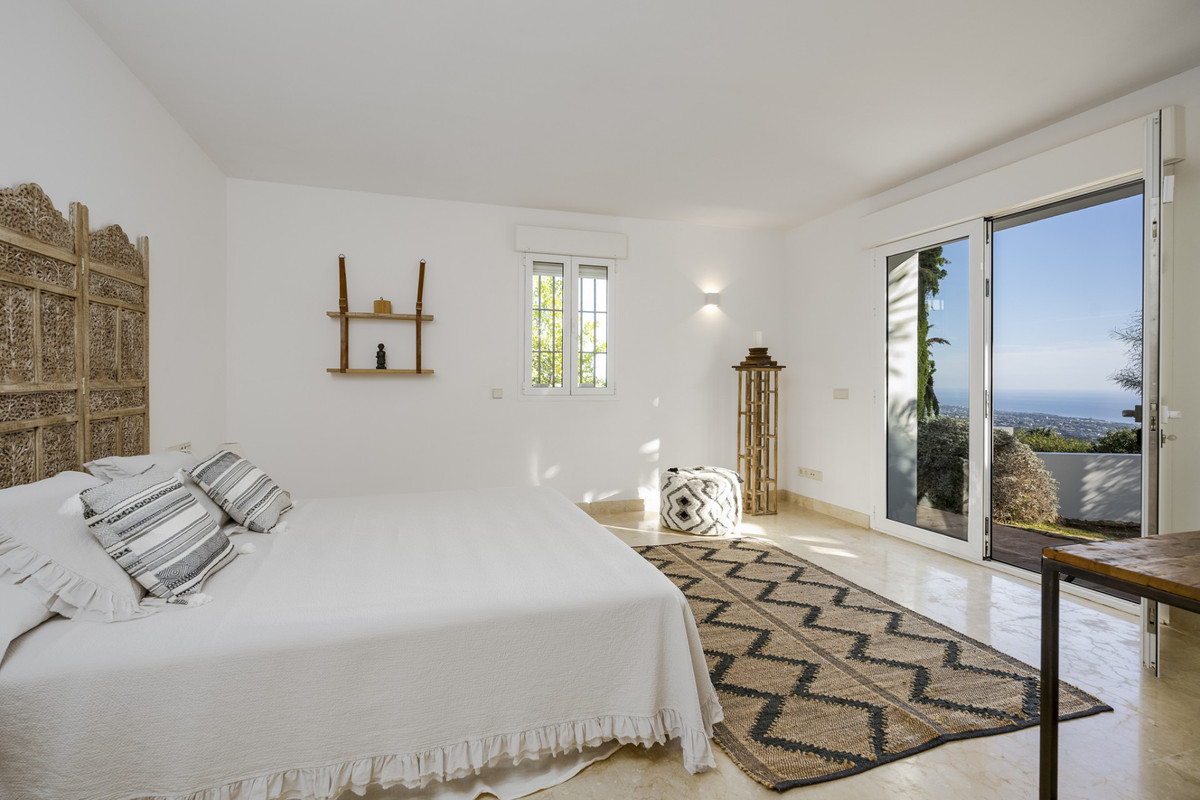 Huis te koop in Altos de los Monteros | 6 slaapkamers H5135635