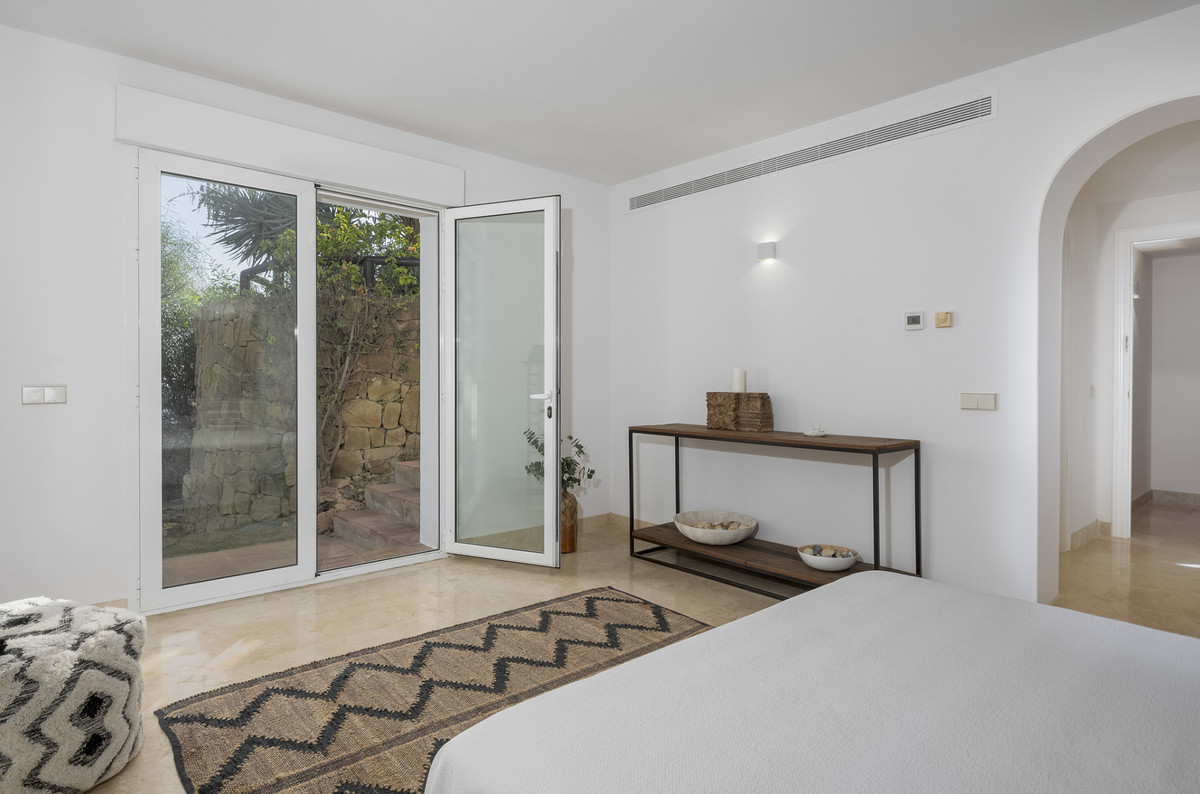 Huis te koop in Altos de los Monteros | 6 slaapkamers H5135635