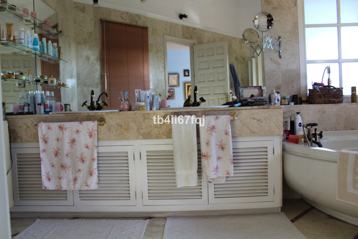 Grond te koop in Atalaya | 7 slaapkamers H3670745