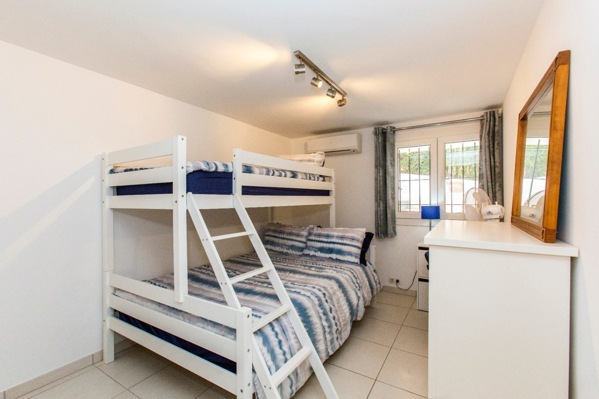 Property main view 33