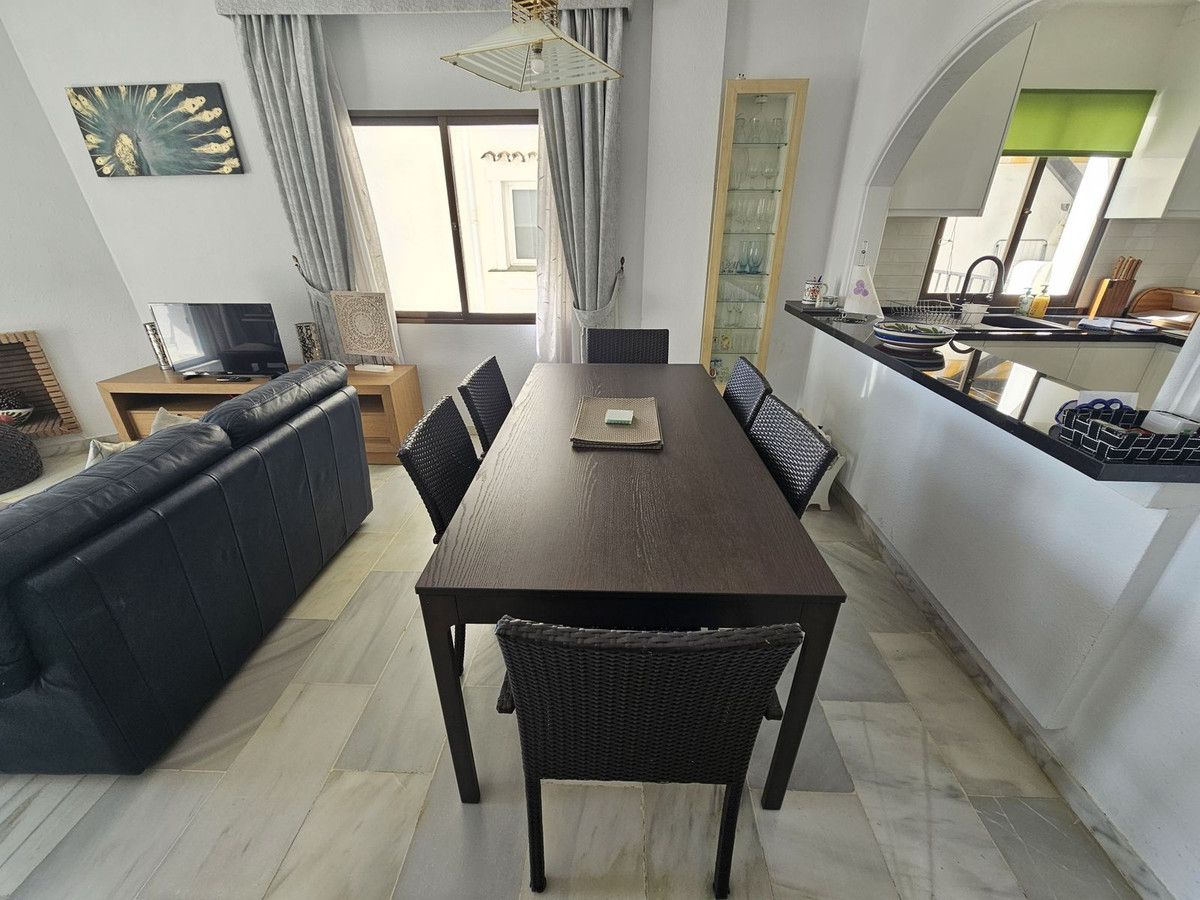 Appartement te koop in Calahonda | 2 slaapkamers H5136565