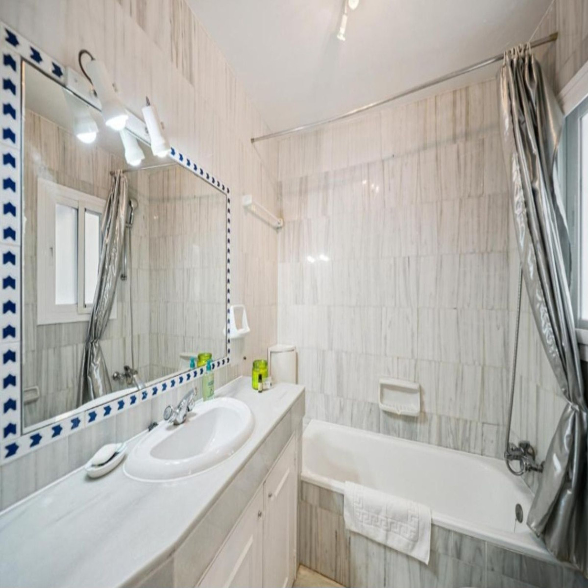 Appartement te koop in Calahonda | 2 slaapkamers H5136565
