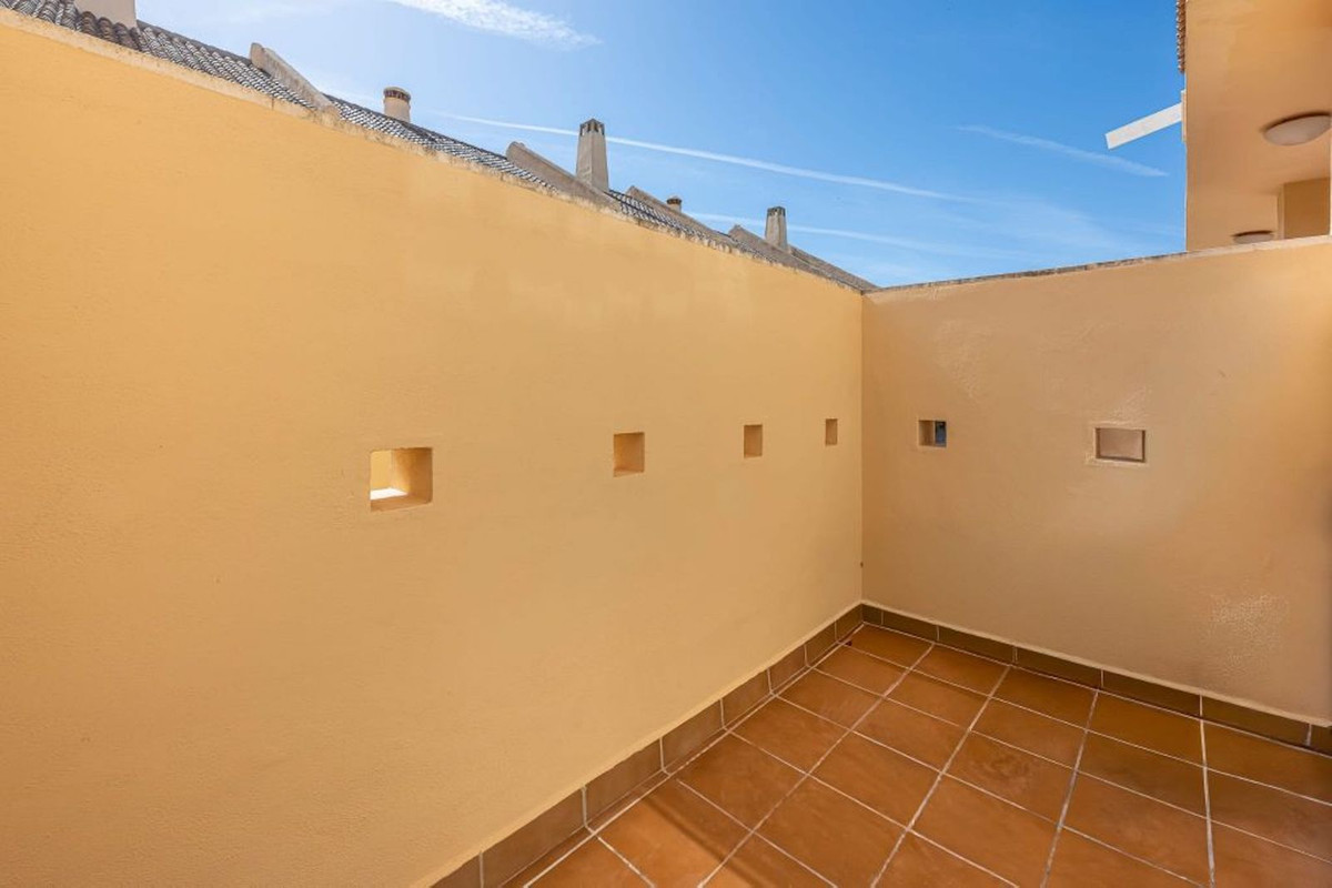 Appartement te koop in Calahonda | 5 slaapkamers H5494000