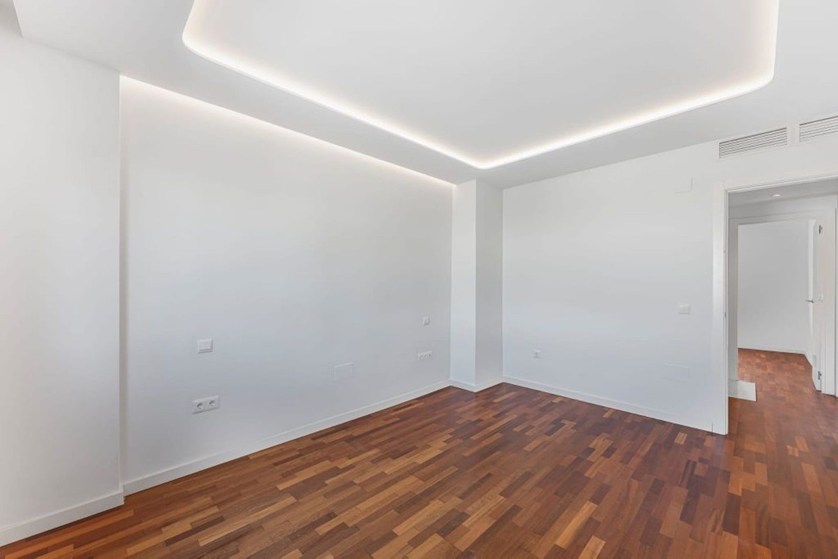 Appartement te koop in Calahonda | 5 slaapkamers H5494000