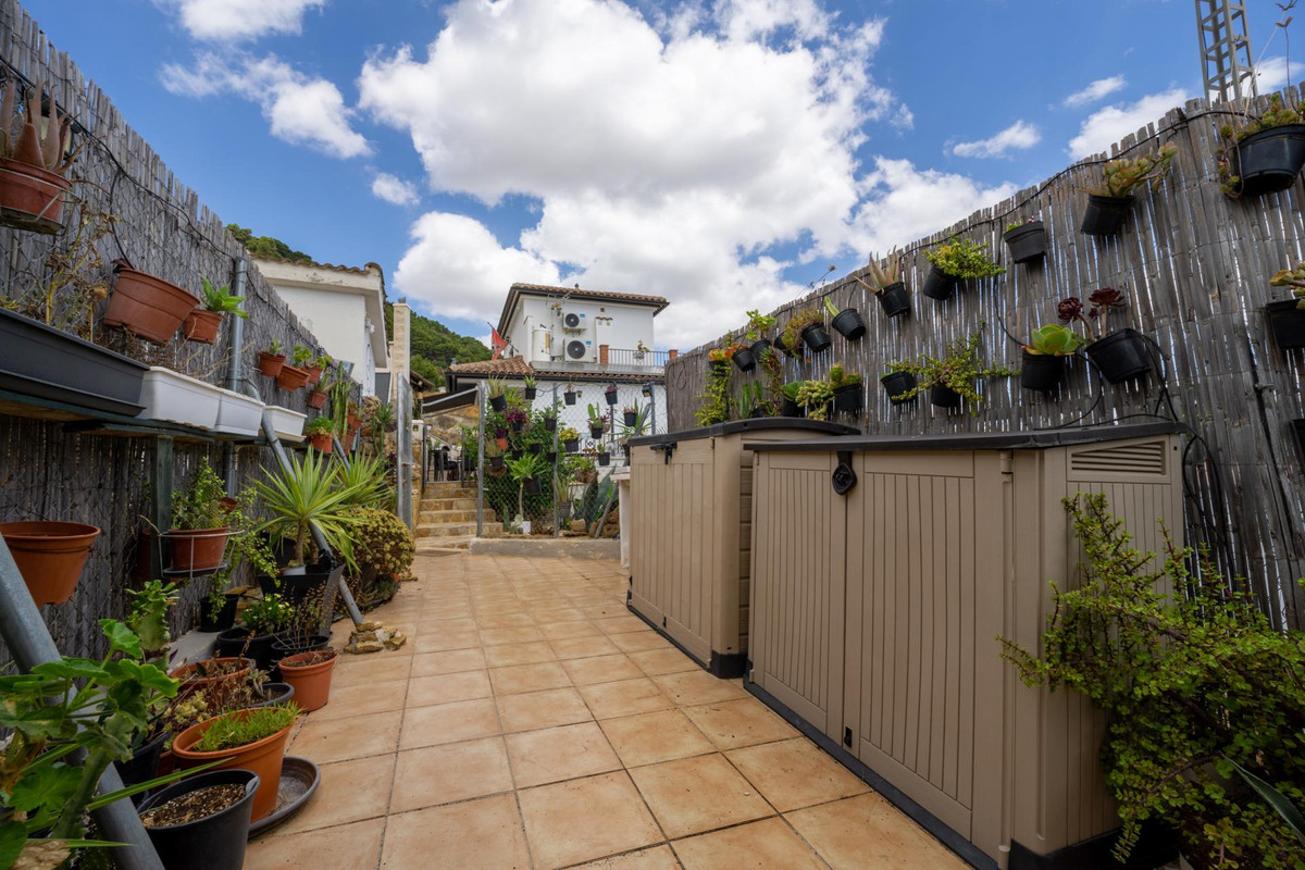 Property main view 42