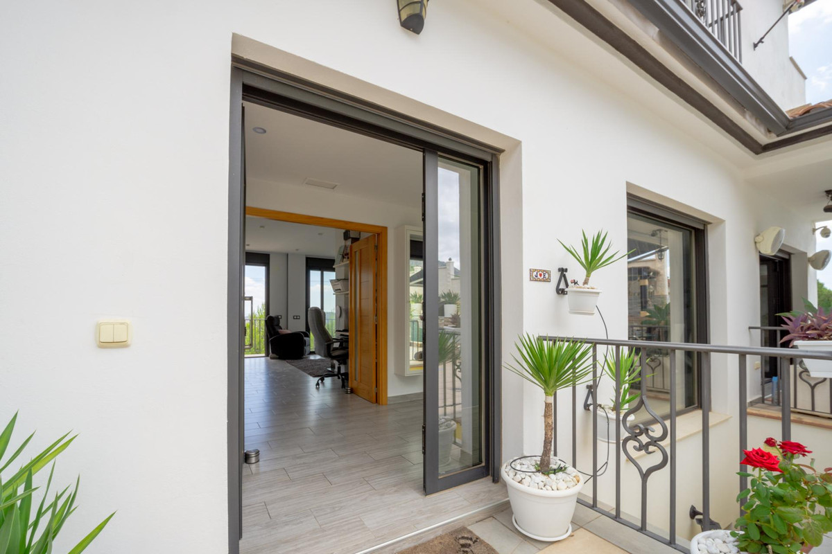 Property main view 46