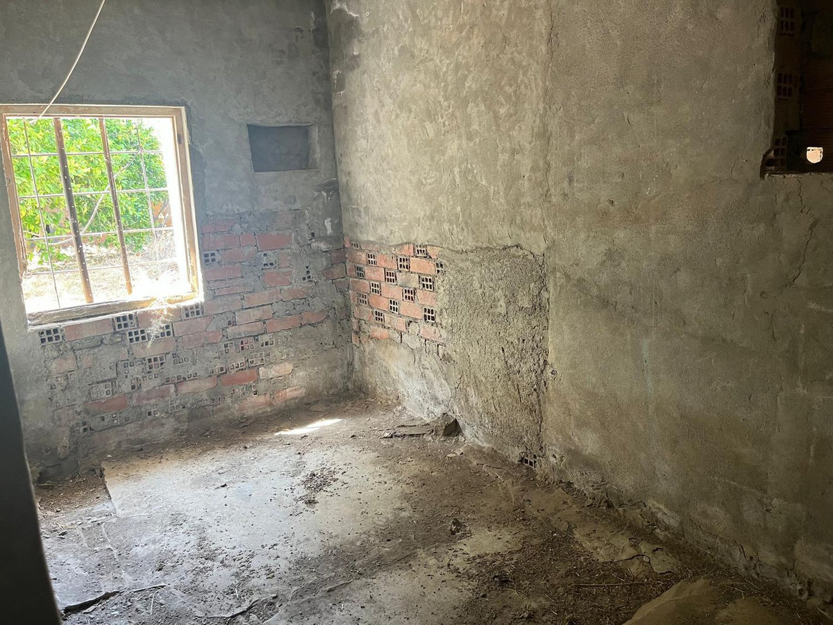 Percelen te koop in Casares | 4 slaapkamers H5350783