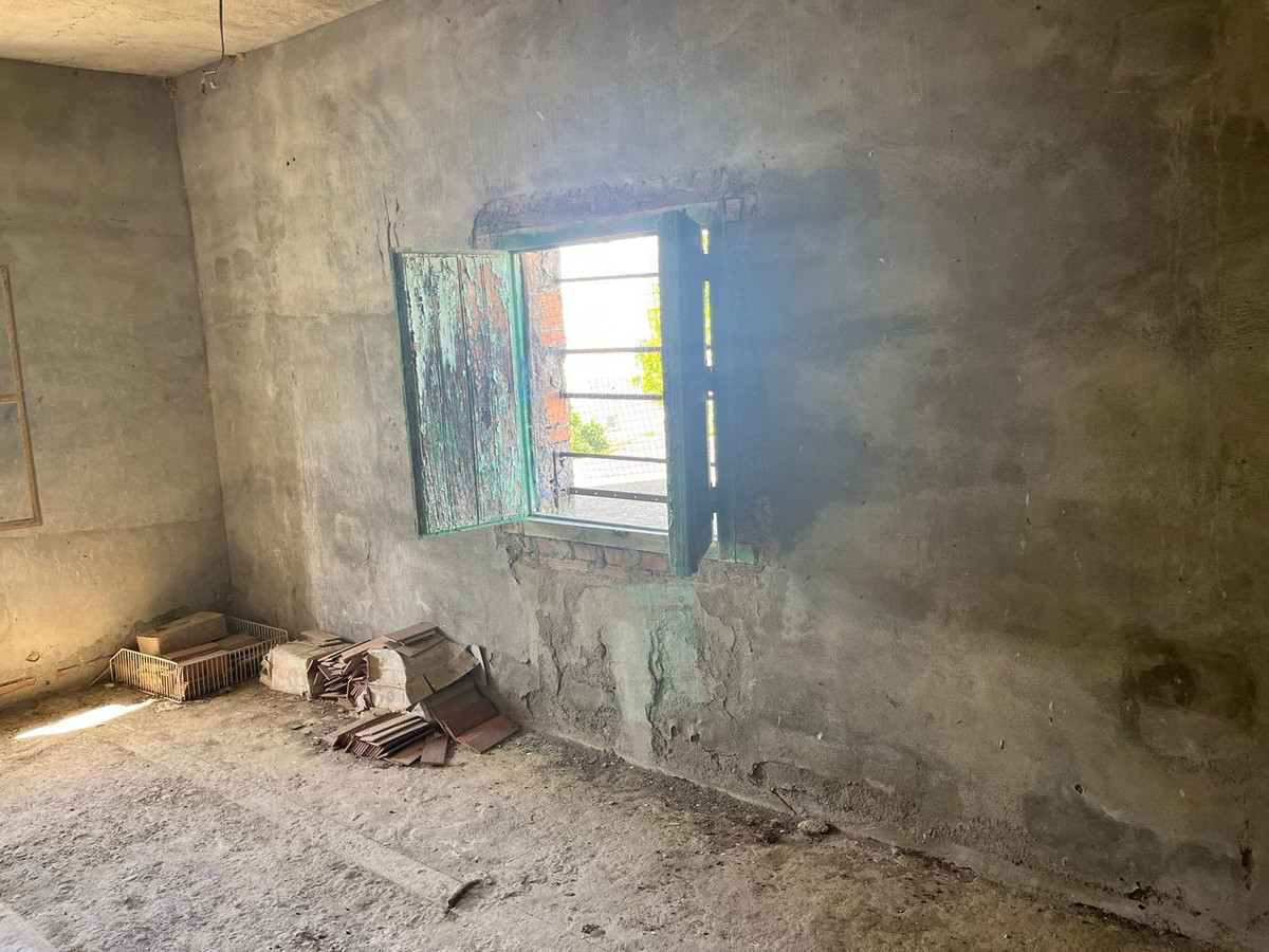 Percelen te koop in Casares | 4 slaapkamers H5350783