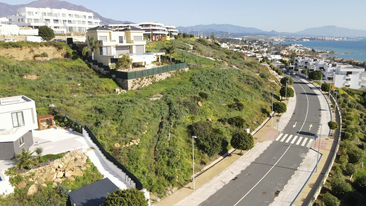 Residentiele Percelen in Casares Playa-11