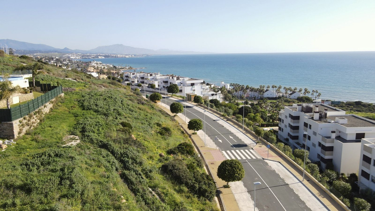 Residentiele Percelen in Casares Playa-2