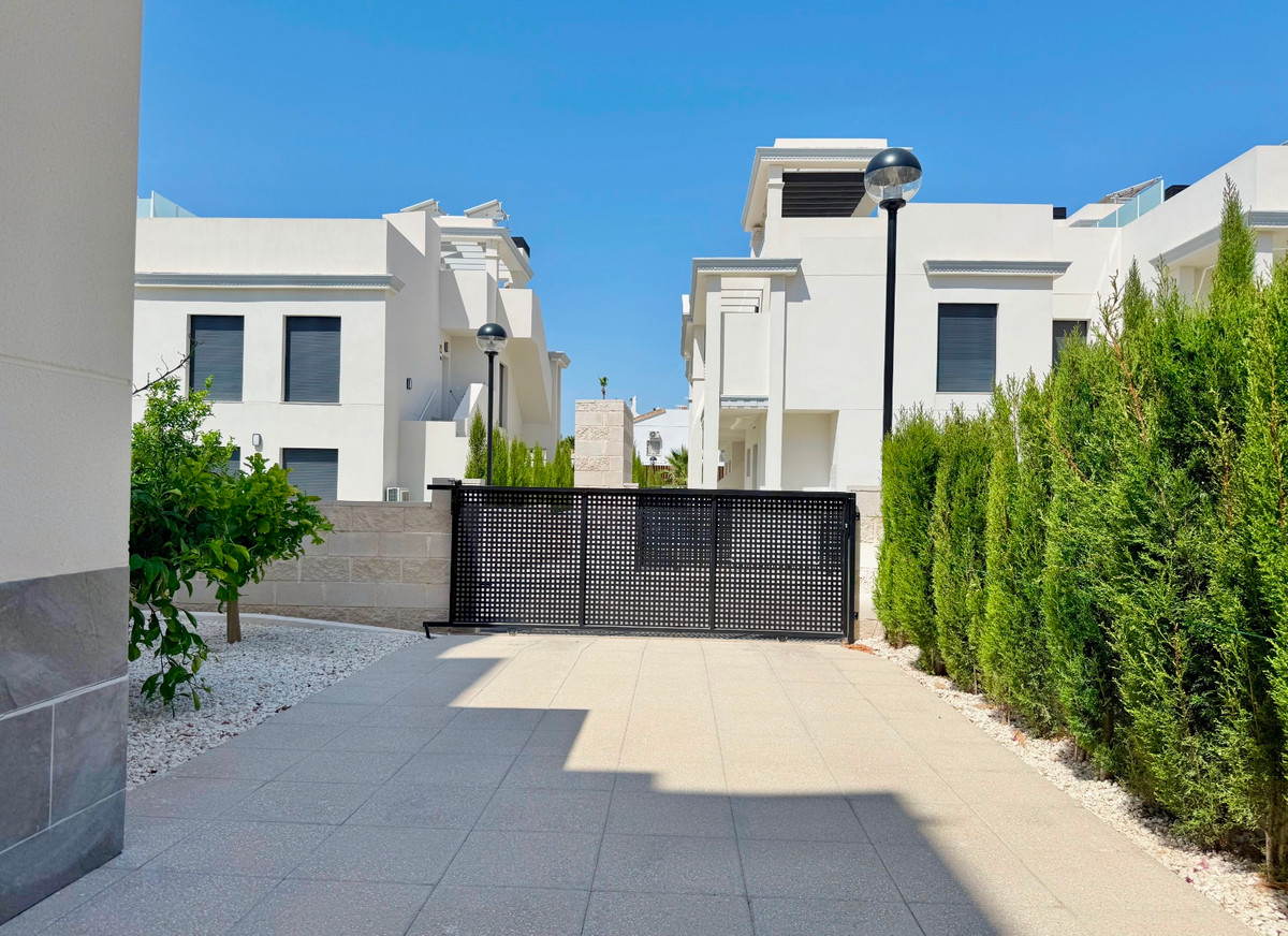 Huis te koop in Ciudad Quesada | 2 slaapkamers H5433394