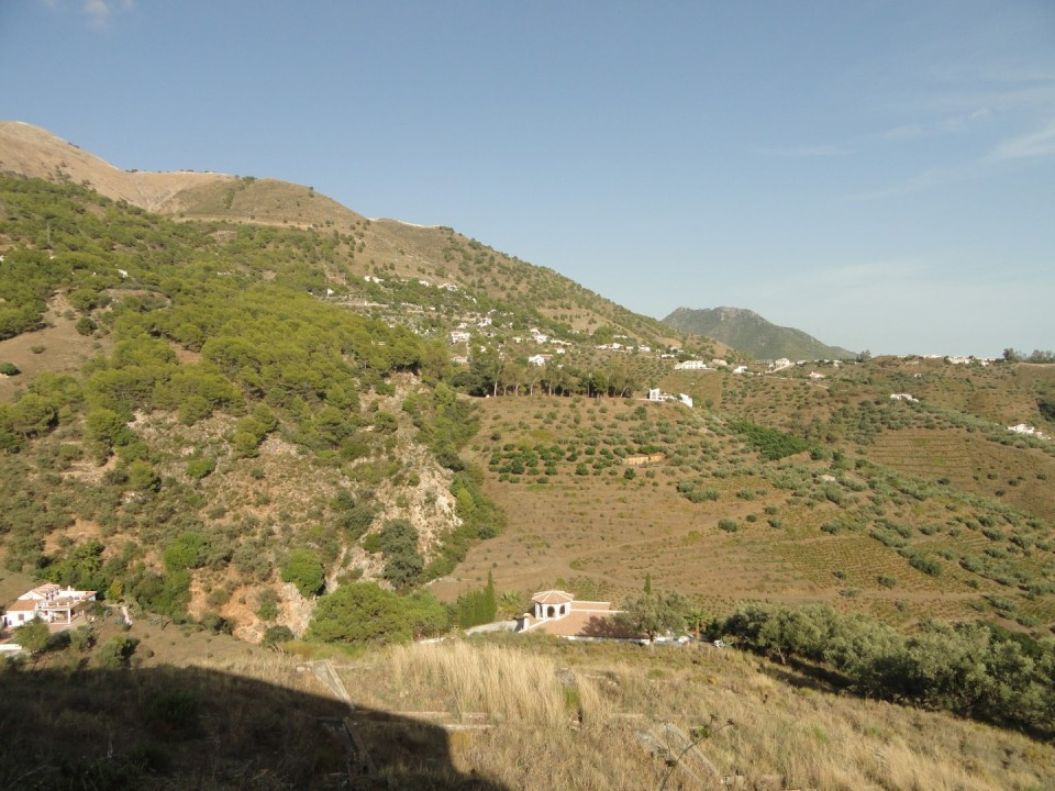 Grond in Cómpeta-1