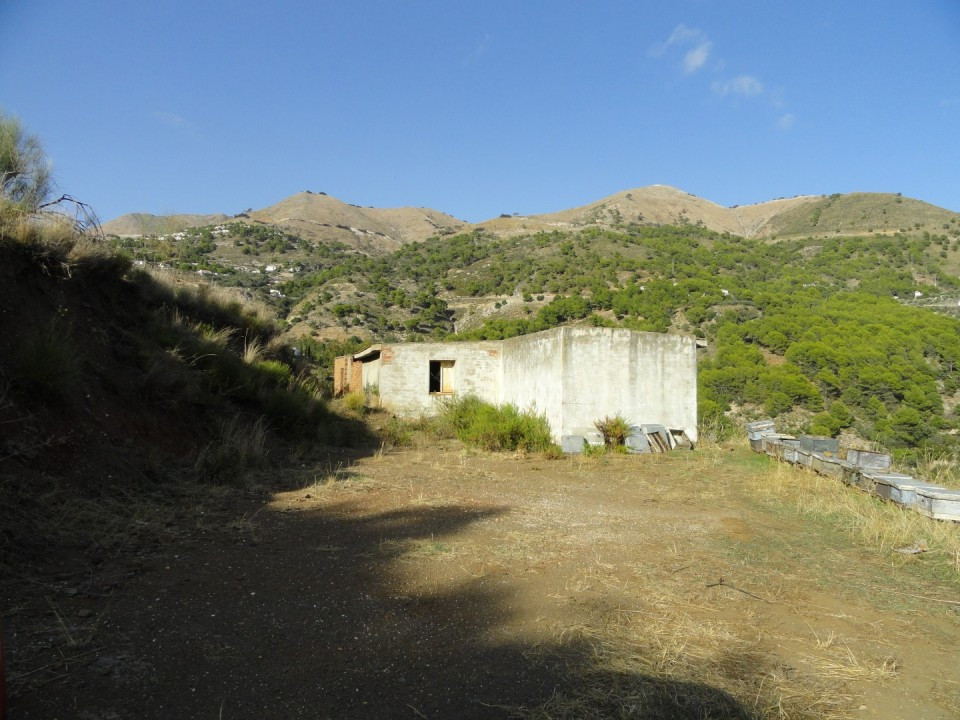 Grond in Cómpeta-2