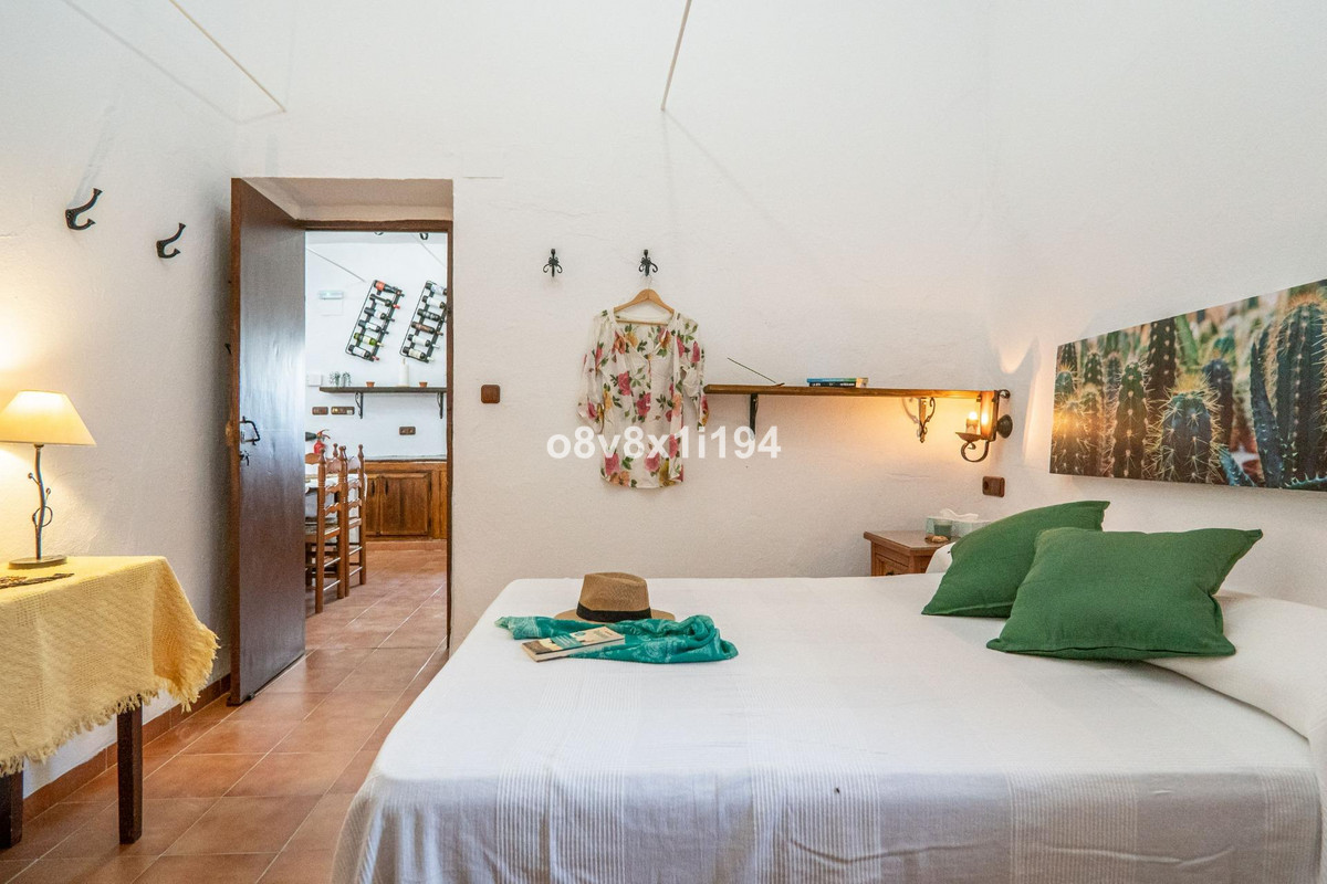 Property main view 33