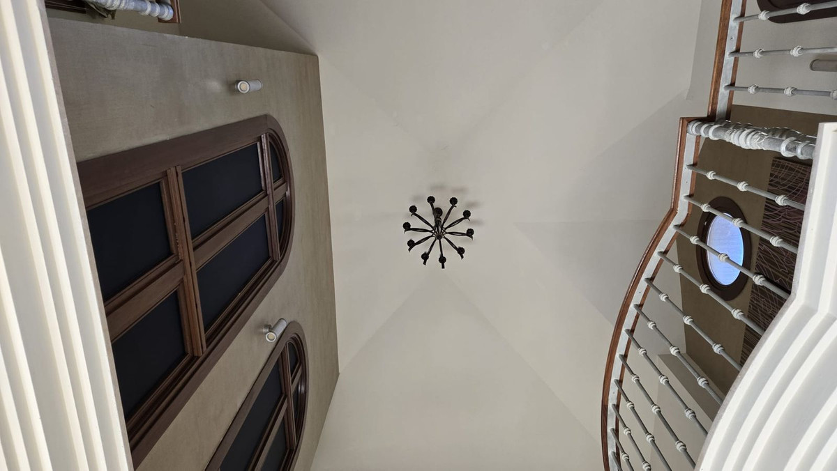 Huis te koop in El Paraiso | 6 slaapkamers H5145913