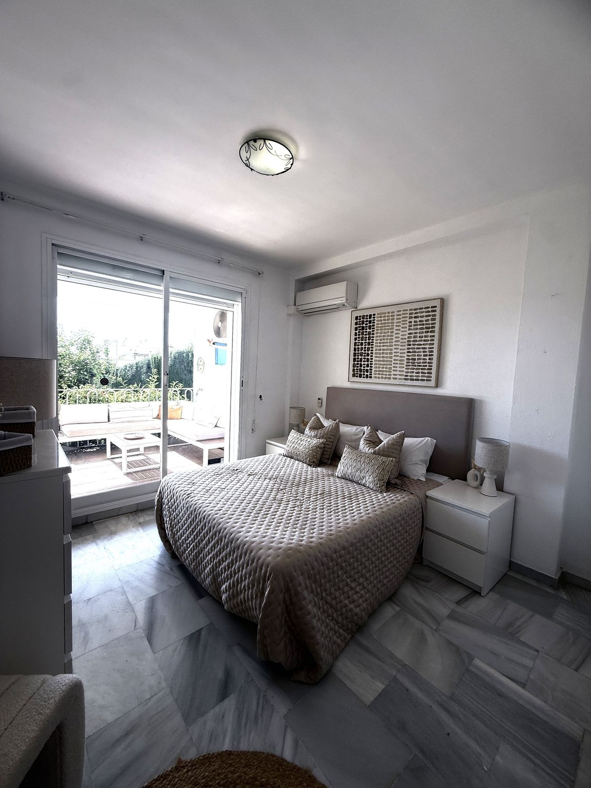 Percelen te koop in El Paraiso | 2 slaapkamers H5396575