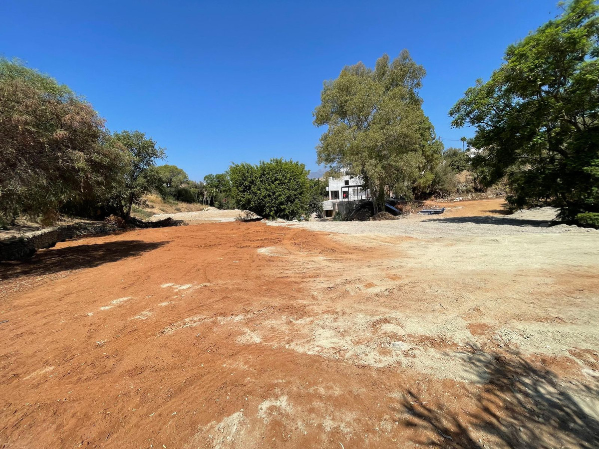 Percelen te koop in El Rosario | 0 slaapkamers H5063884