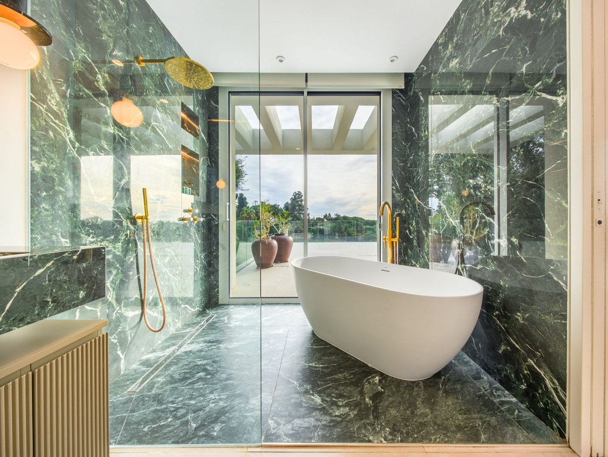 Huis te koop in Elviria | 5 slaapkamers H5298304