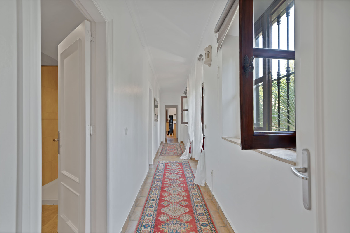 Percelen te koop in Estepona | 4 slaapkamers H5135599