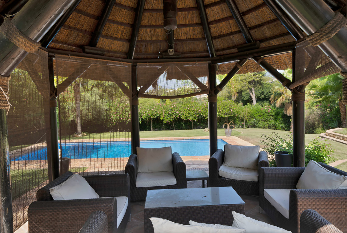 Percelen te koop in Estepona | 4 slaapkamers H5135599