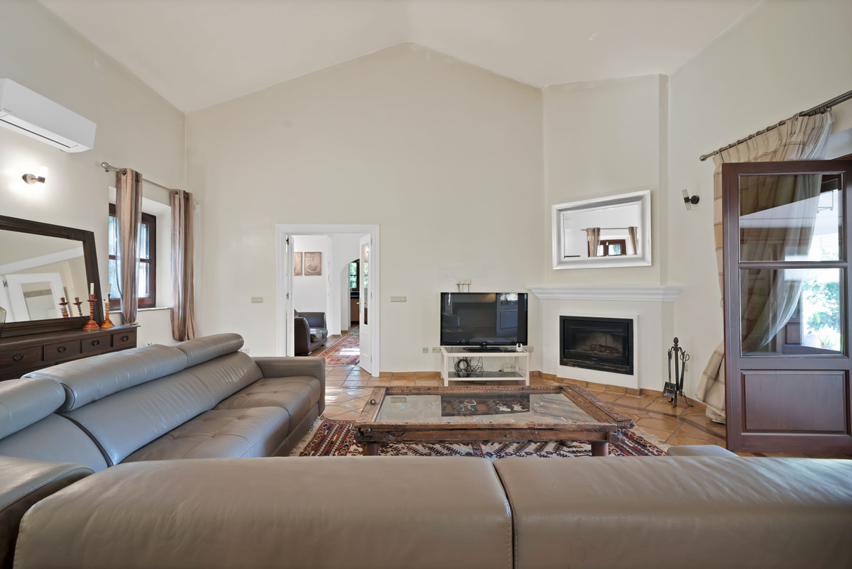 Percelen te koop in Estepona | 4 slaapkamers H5135599