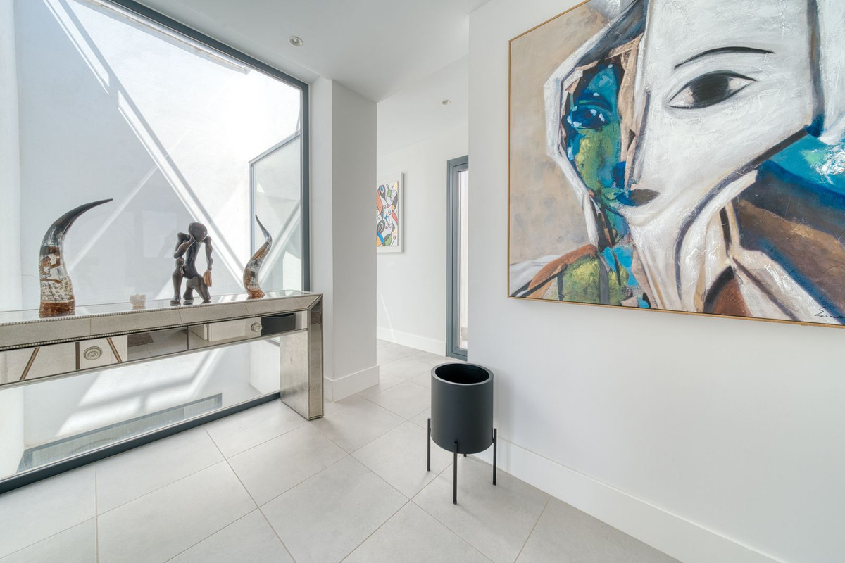 Huis te koop in Estepona | 4 slaapkamers H5140828