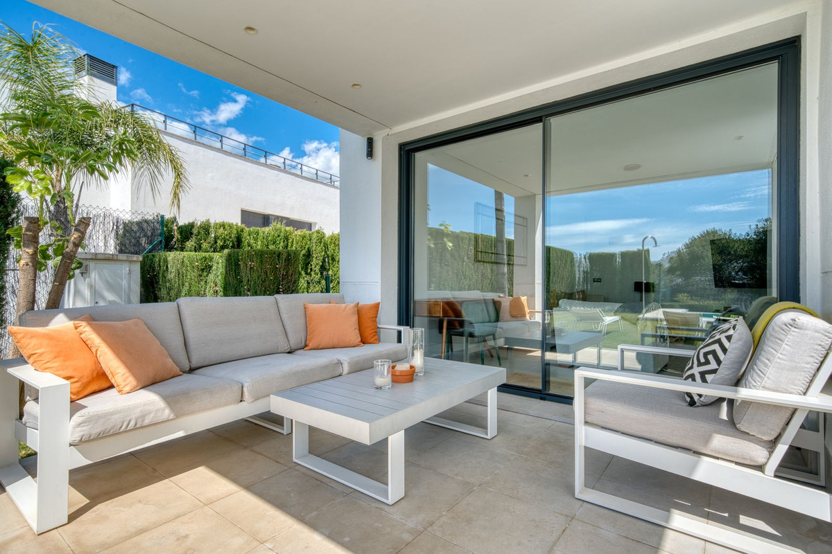Huis te koop in Estepona | 4 slaapkamers H5140828