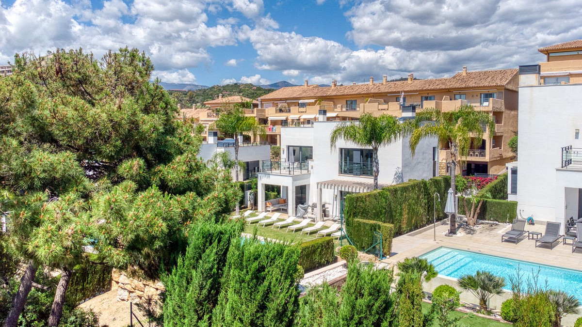 Huis te koop in Estepona | 4 slaapkamers H5140828