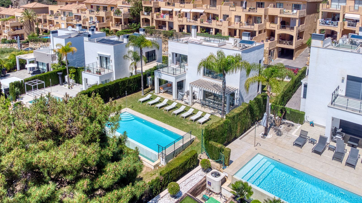 Huis te koop in Estepona | 4 slaapkamers H5140828
