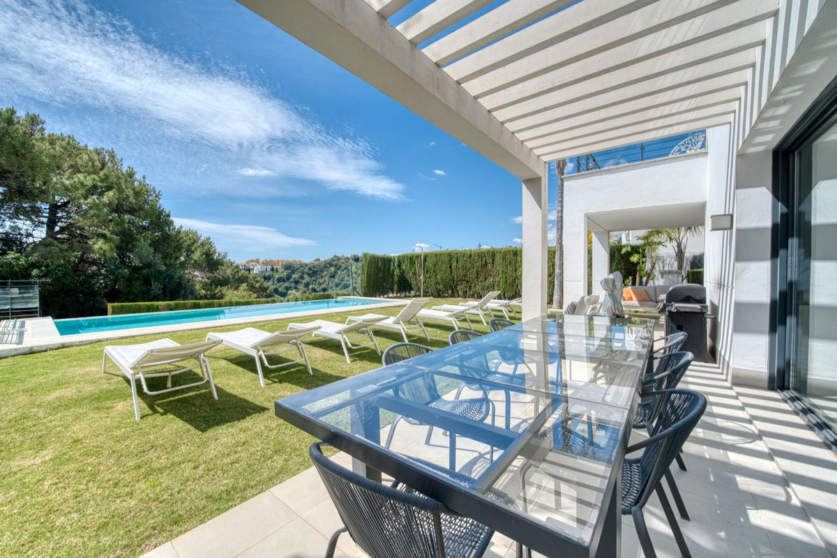 Huis te koop in Estepona | 4 slaapkamers H5140828