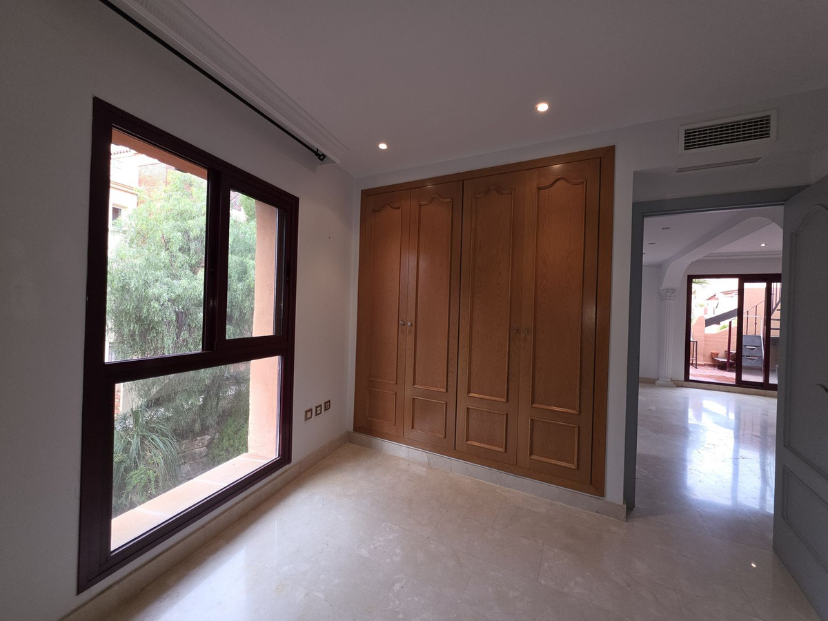 Appartement te koop in Estepona | 2 slaapkamers H5283100