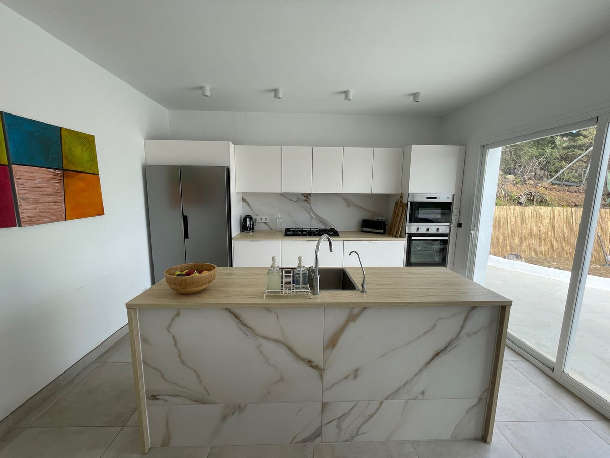 Percelen te koop in Estepona | 3 slaapkamers H5285797