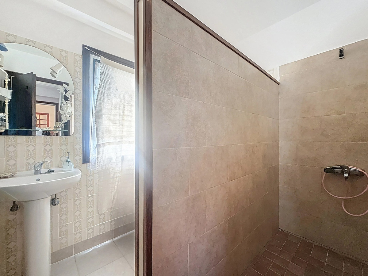 Percelen te koop in Estepona | 3 slaapkamers H5398555