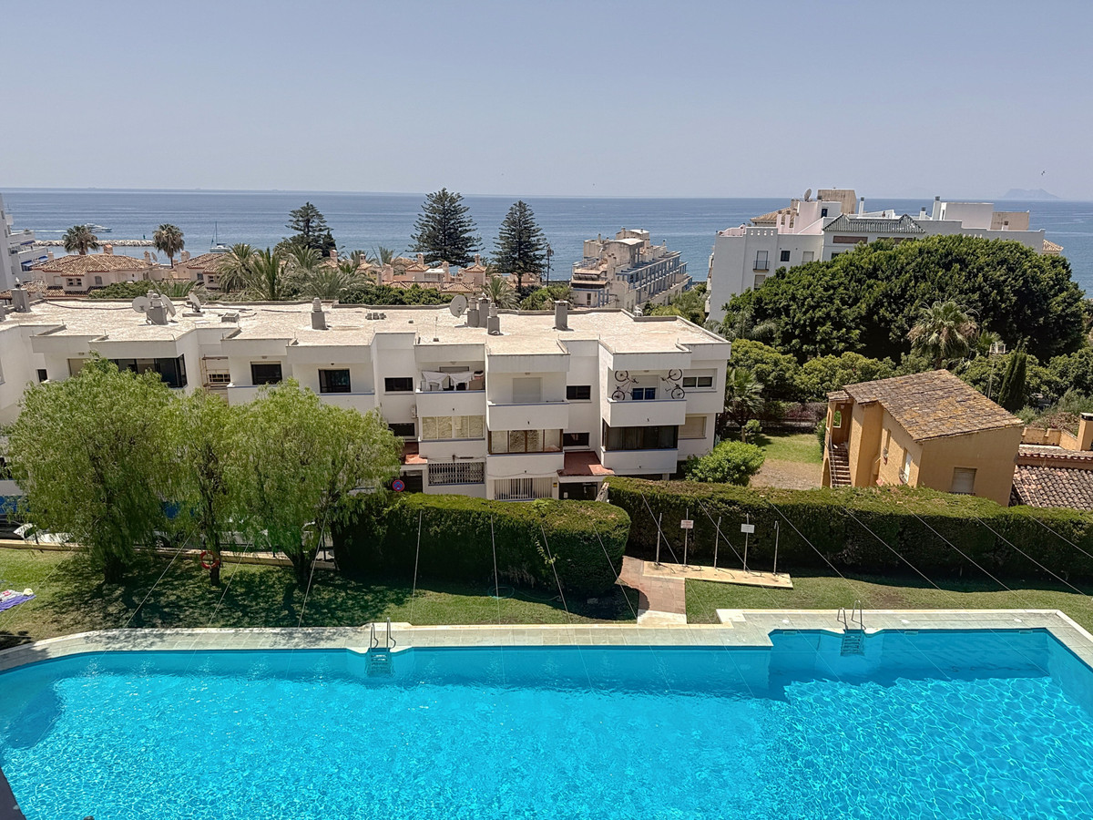 Percelen te koop in Estepona | 3 slaapkamers H5398555