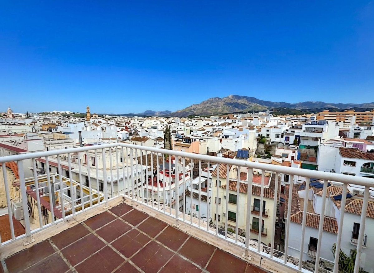 Huis te koop in Estepona | 2 slaapkamers H5420941