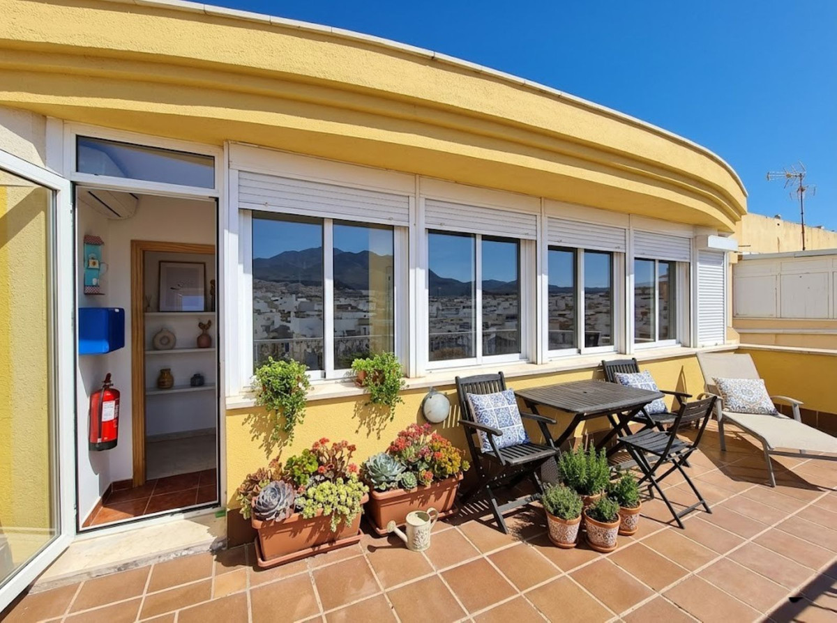 Huis te koop in Estepona | 2 slaapkamers H5420941