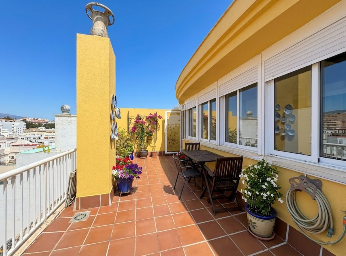 Huis te koop in Estepona | 2 slaapkamers H5420941