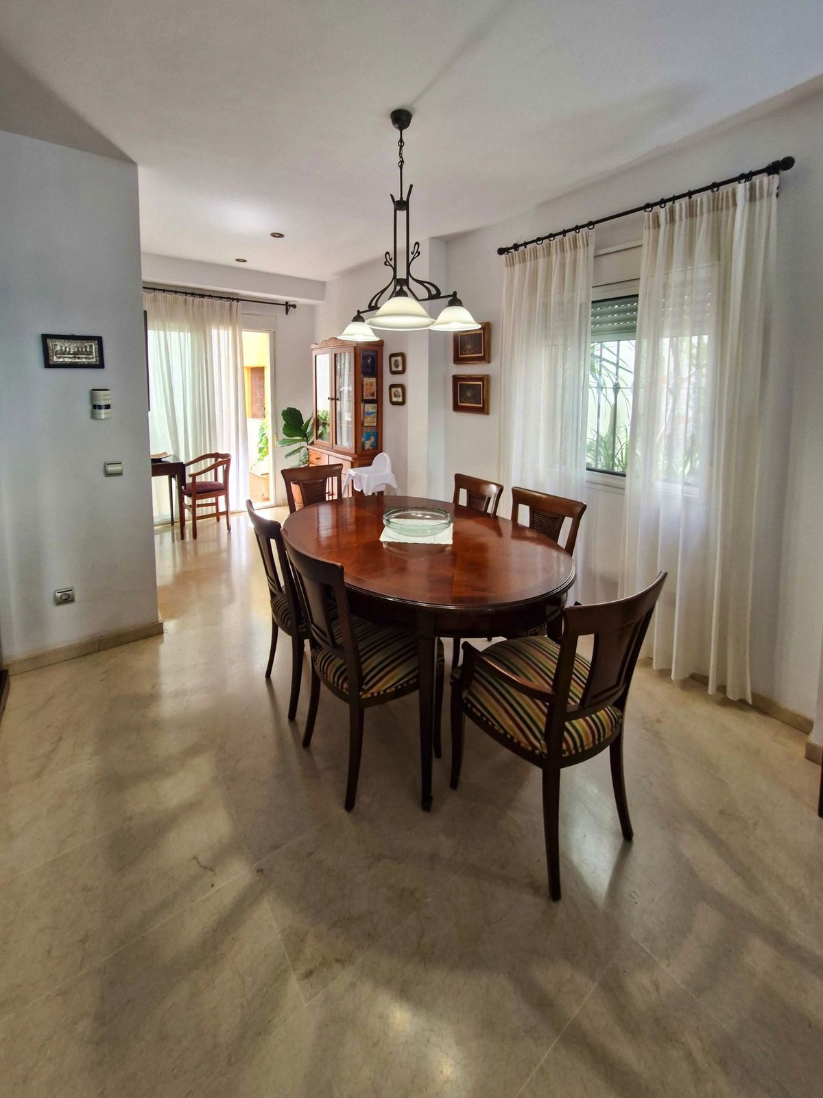 Grond te koop in Estepona | 4 slaapkamers H5423953