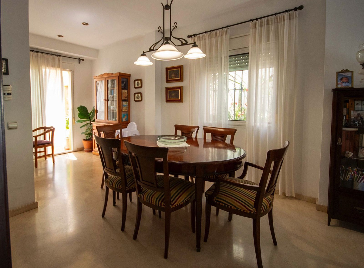 Grond te koop in Estepona | 4 slaapkamers H5423953