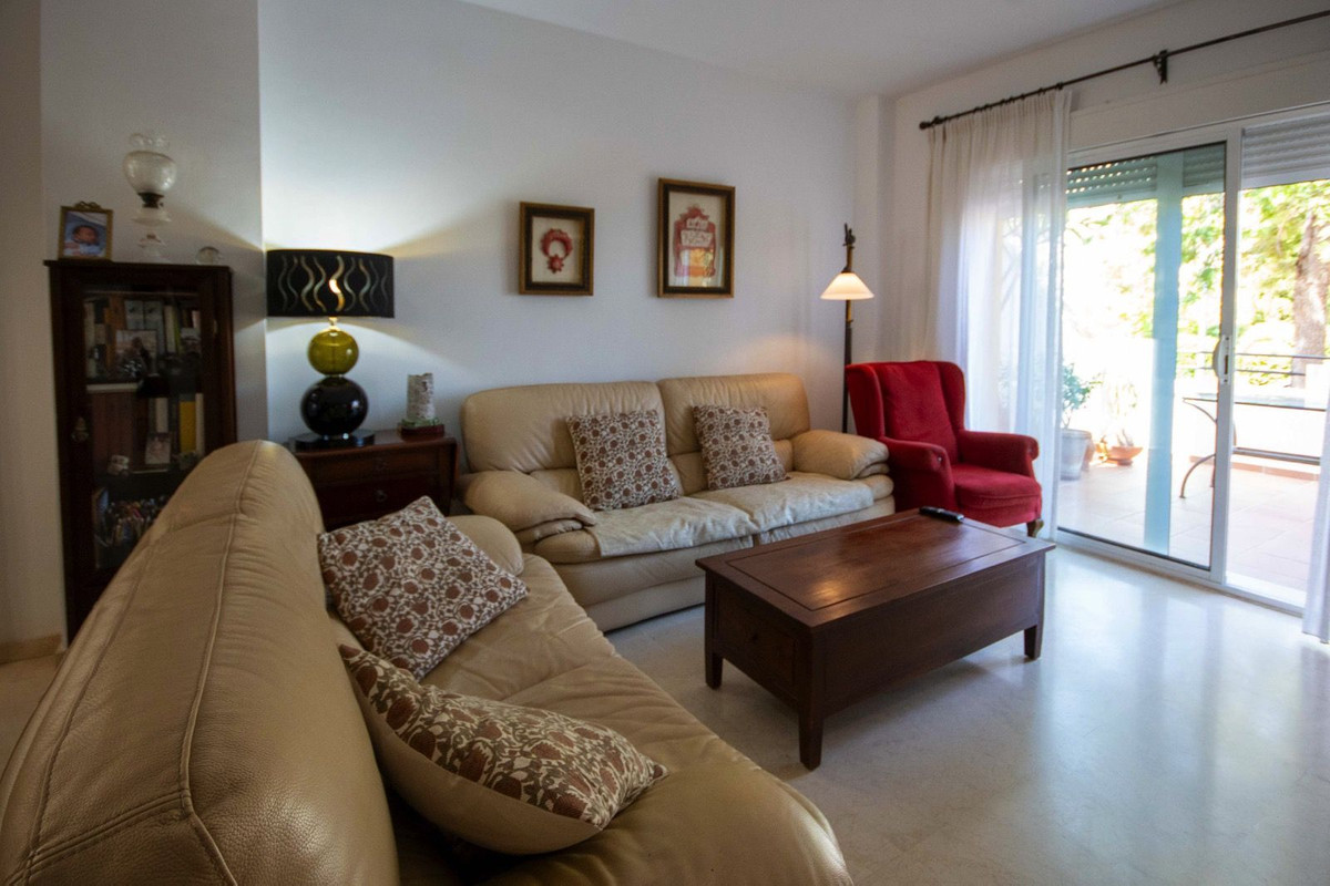 Grond te koop in Estepona | 4 slaapkamers H5423953
