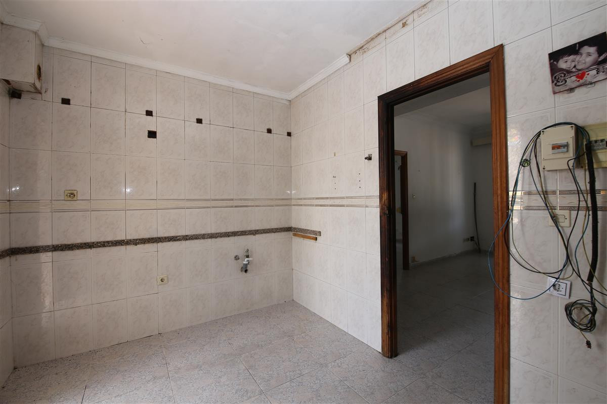 Huis te koop in Estepona | 9 slaapkamers H5424448
